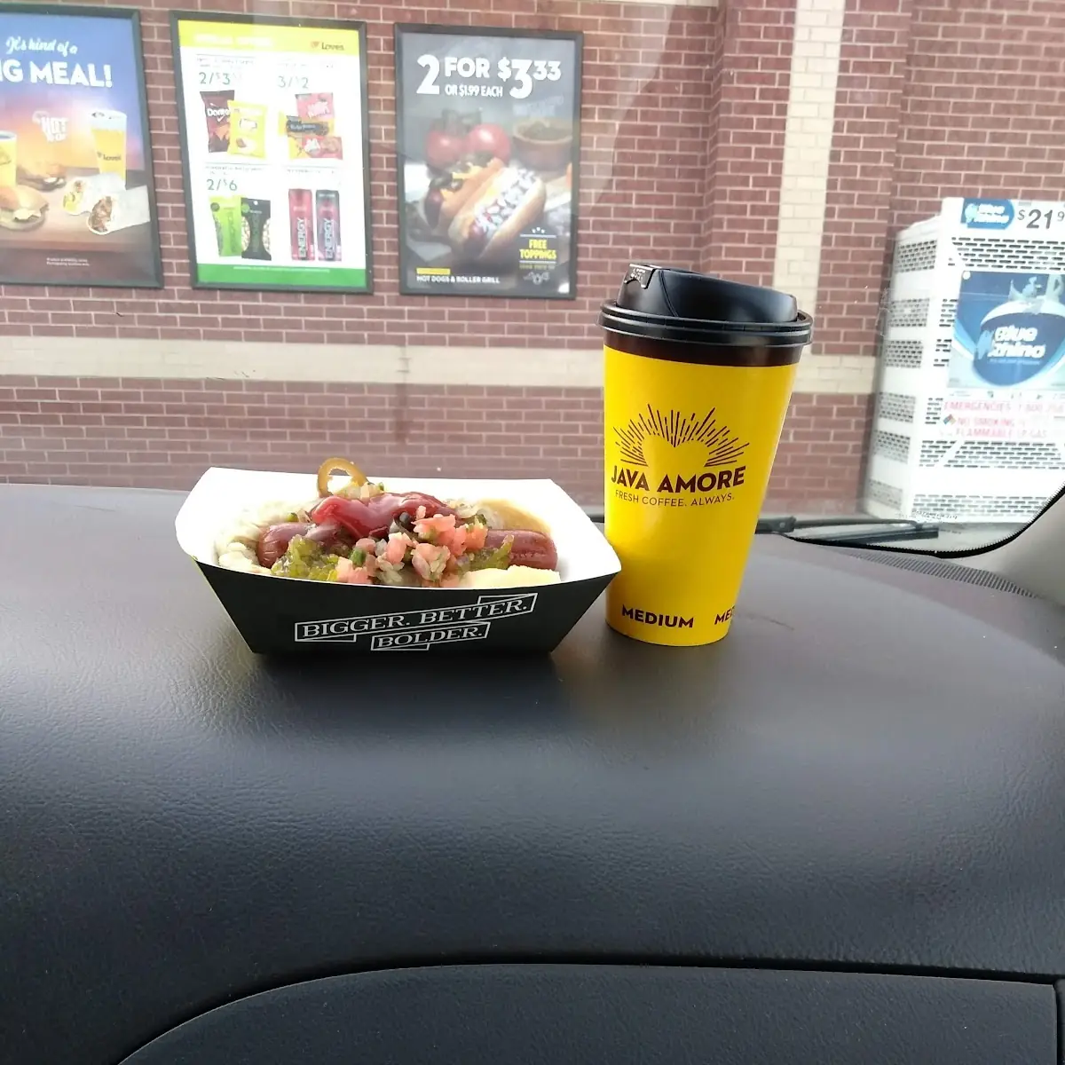 Hot Dogs Y Jalapeño Y Coffee