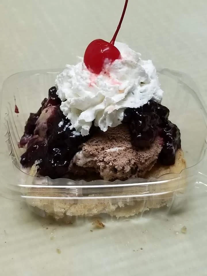 Cinn Stacker, La Rocque Dining