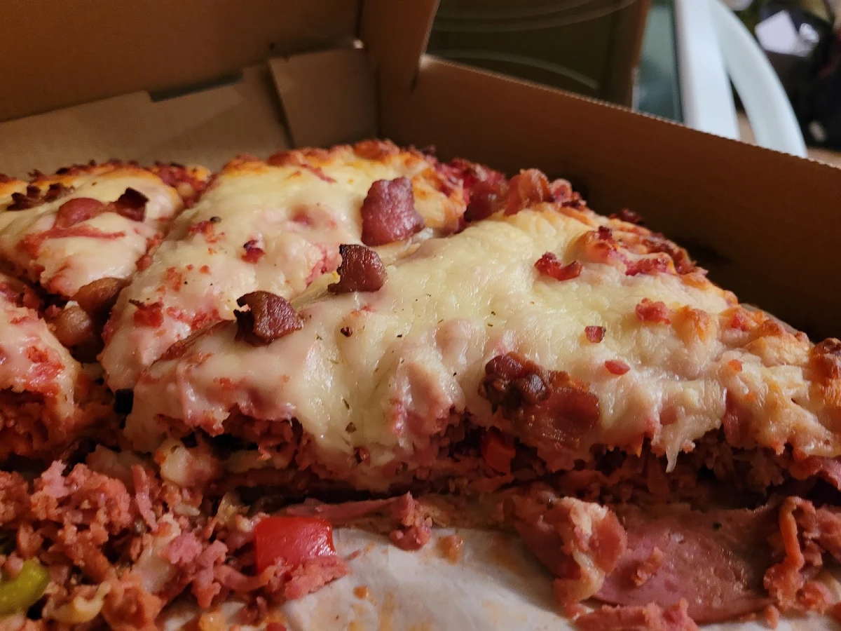 Combo Pizza, La Rocque Dining