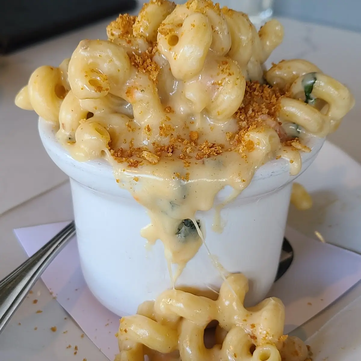 Sweet Pea & Hamhock Mac & Cheese