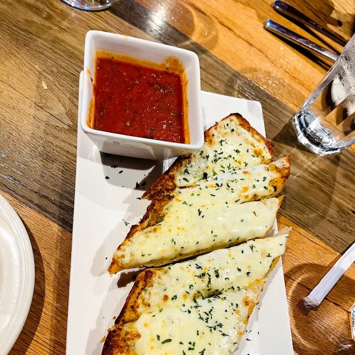 Cheesy Garlic Bread