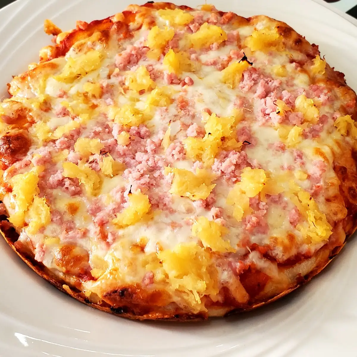 Pizza Hawaiana