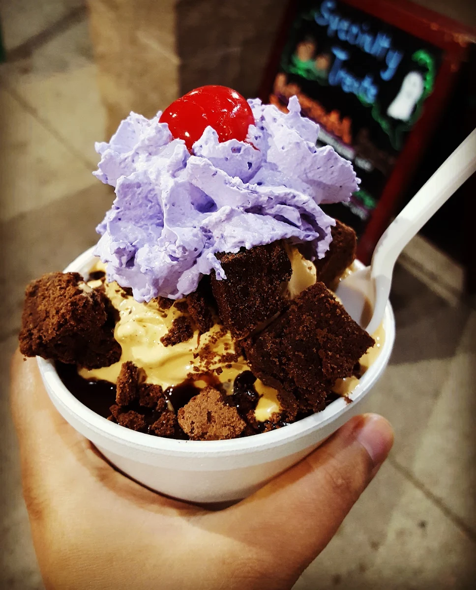 Brownie Sundae
