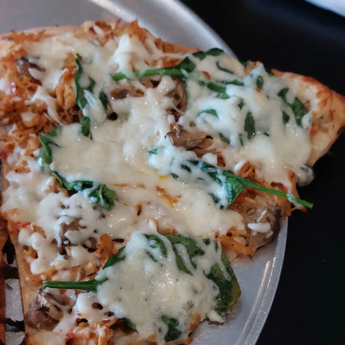Spicy Chicken Alfredo Slice