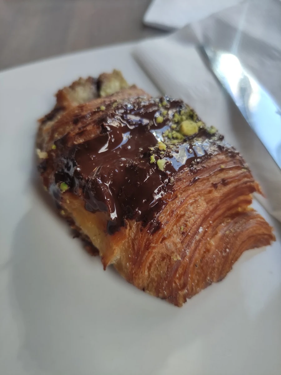 Pistachio Chocolate Croissant