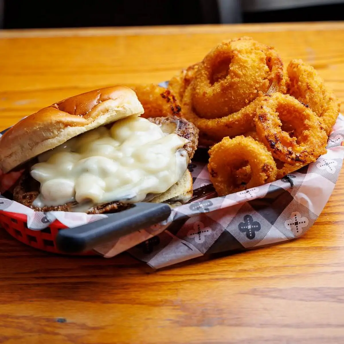 Mac N Cheese Burger
