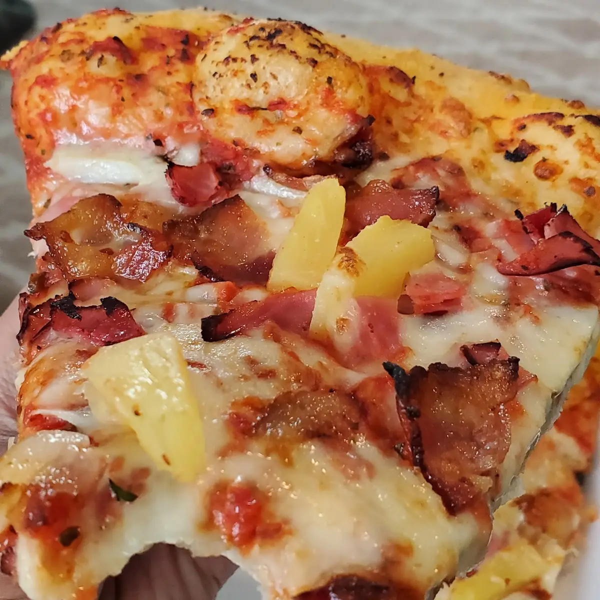 Hawaiian Pizza