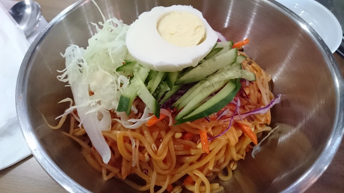Spicy Cold Chewy Noodles