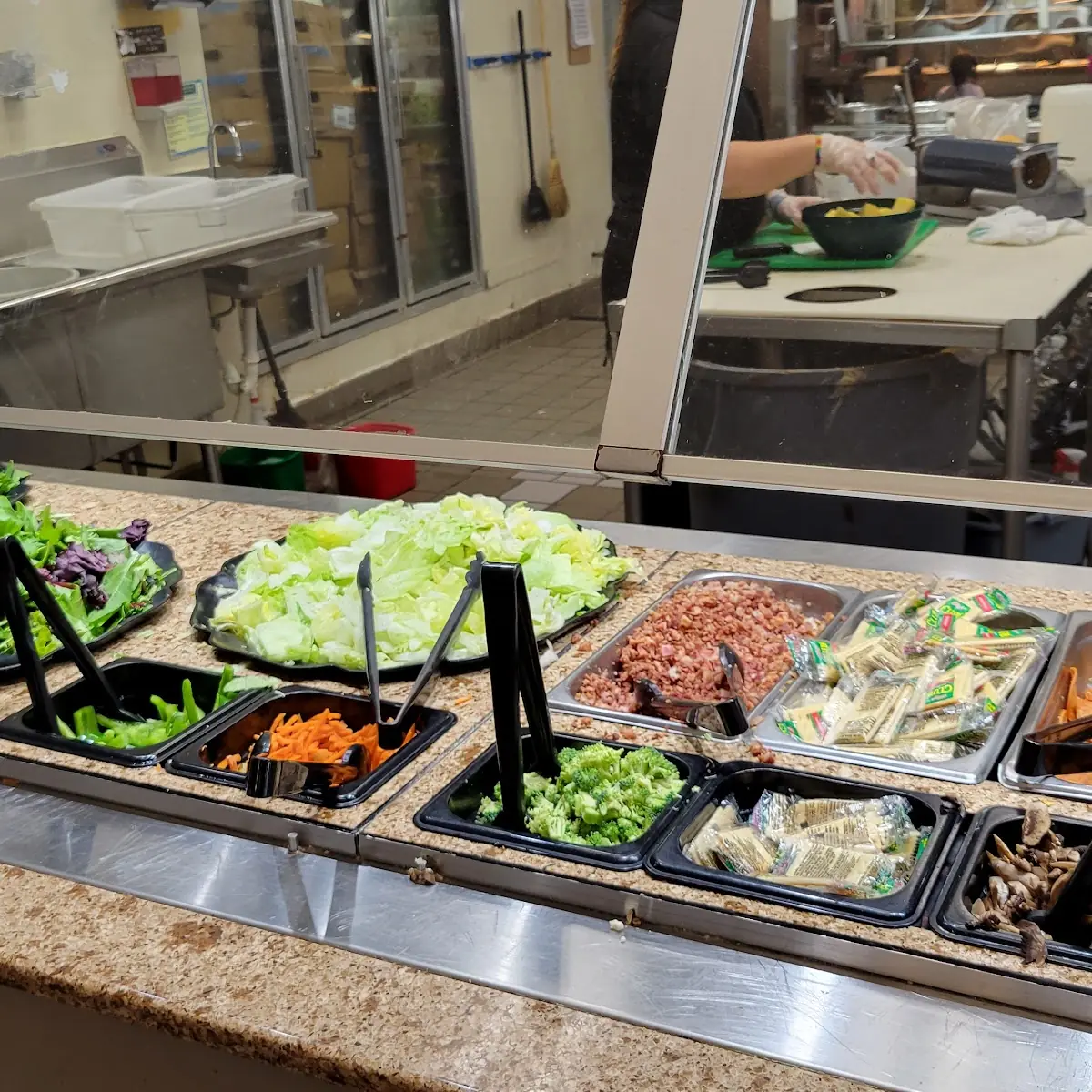 Nice Salad Bar