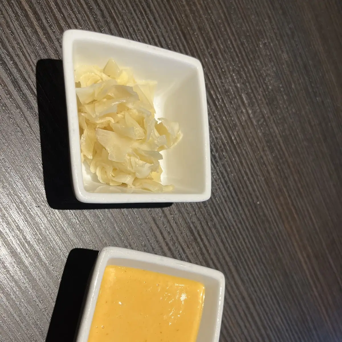 Extra Ginger and Spicy Mayo Sauce
