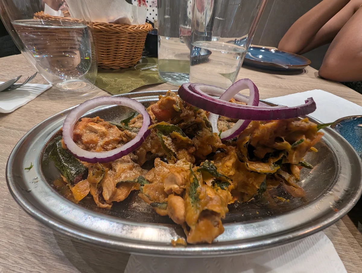 Chicken Pakora, Deccan House