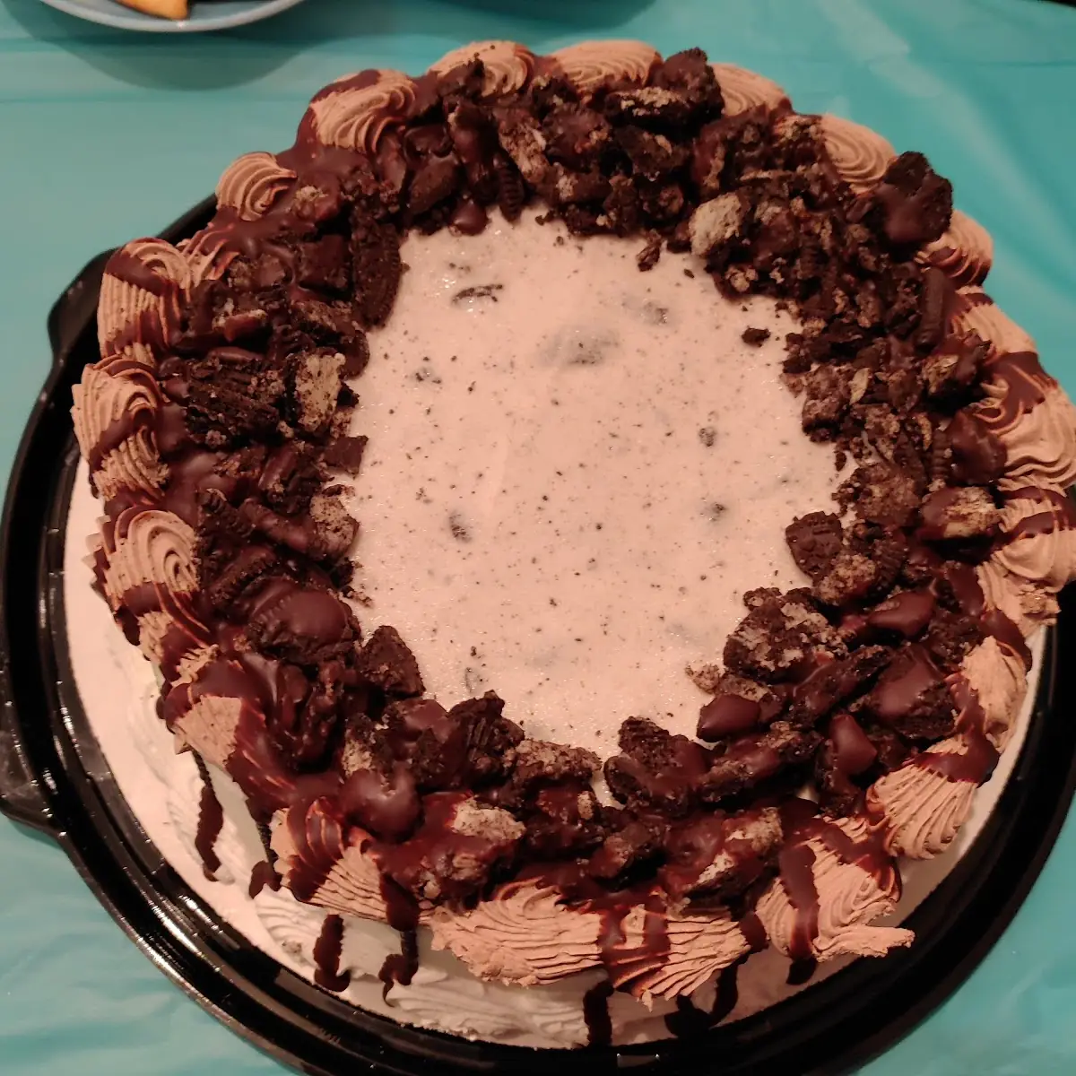 Reese Peanut Butter Cups Blizzard Cake