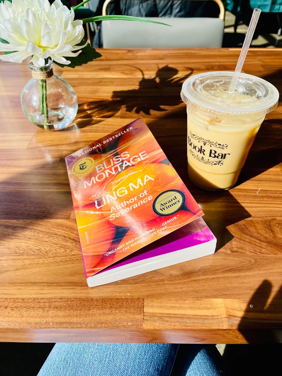 Iced Turmeric Thai Tea Latte