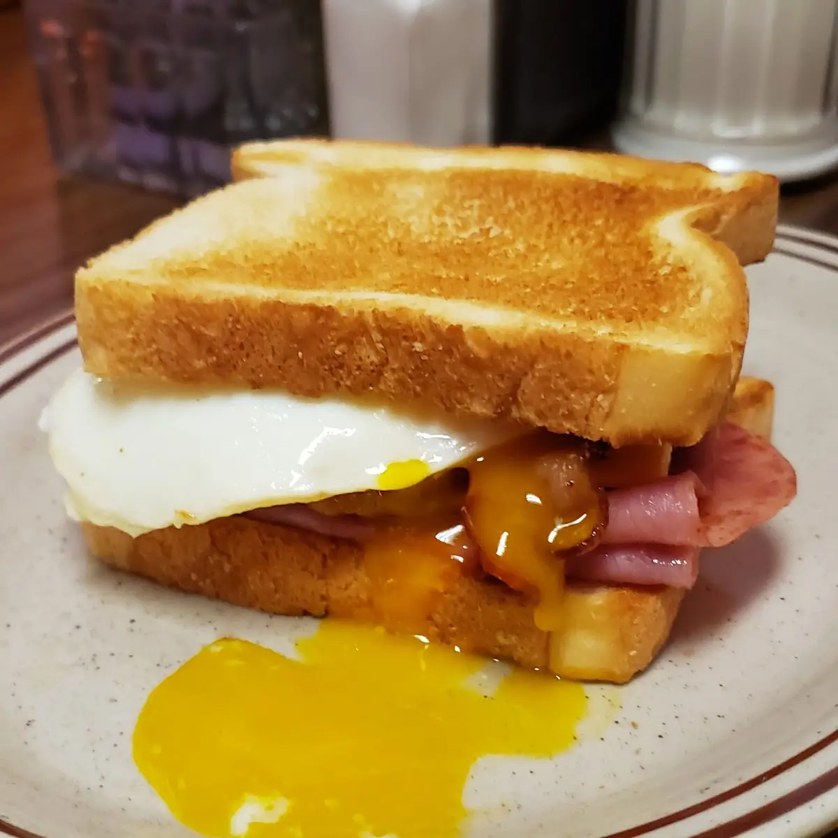 Breakfast Sandwich