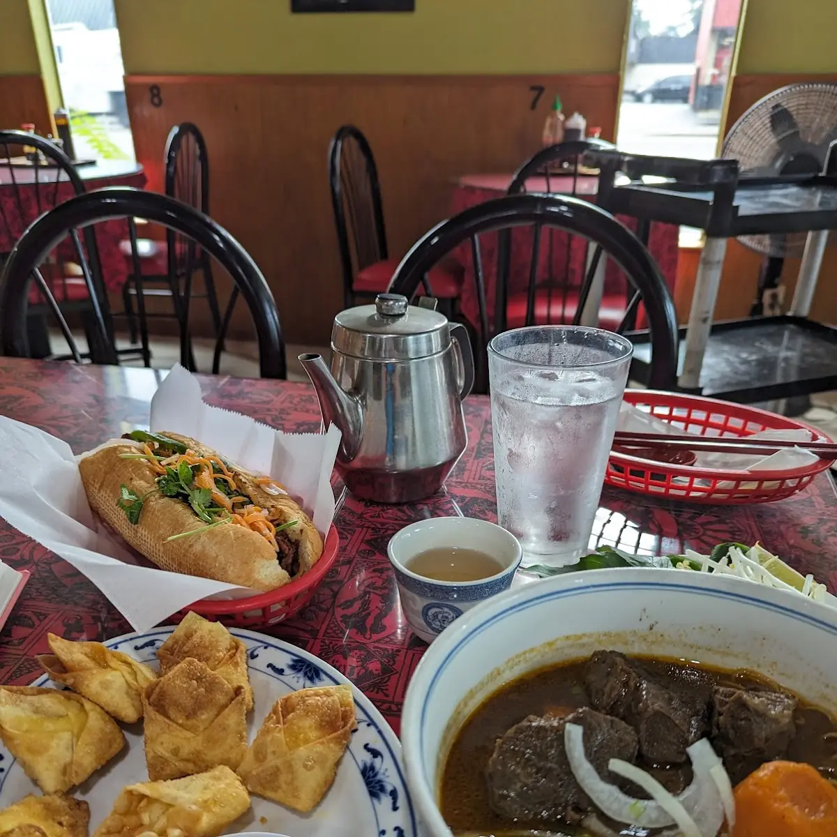 Bo Kho Bahn MI Crab Puffs