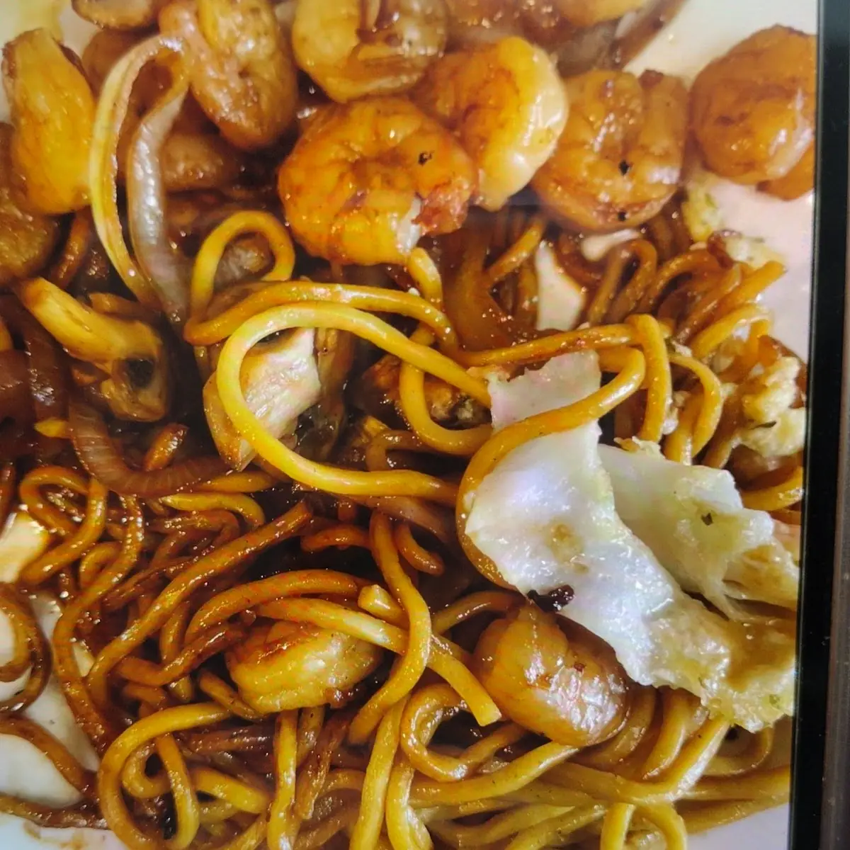 Shrimp Lo Mein Noodles