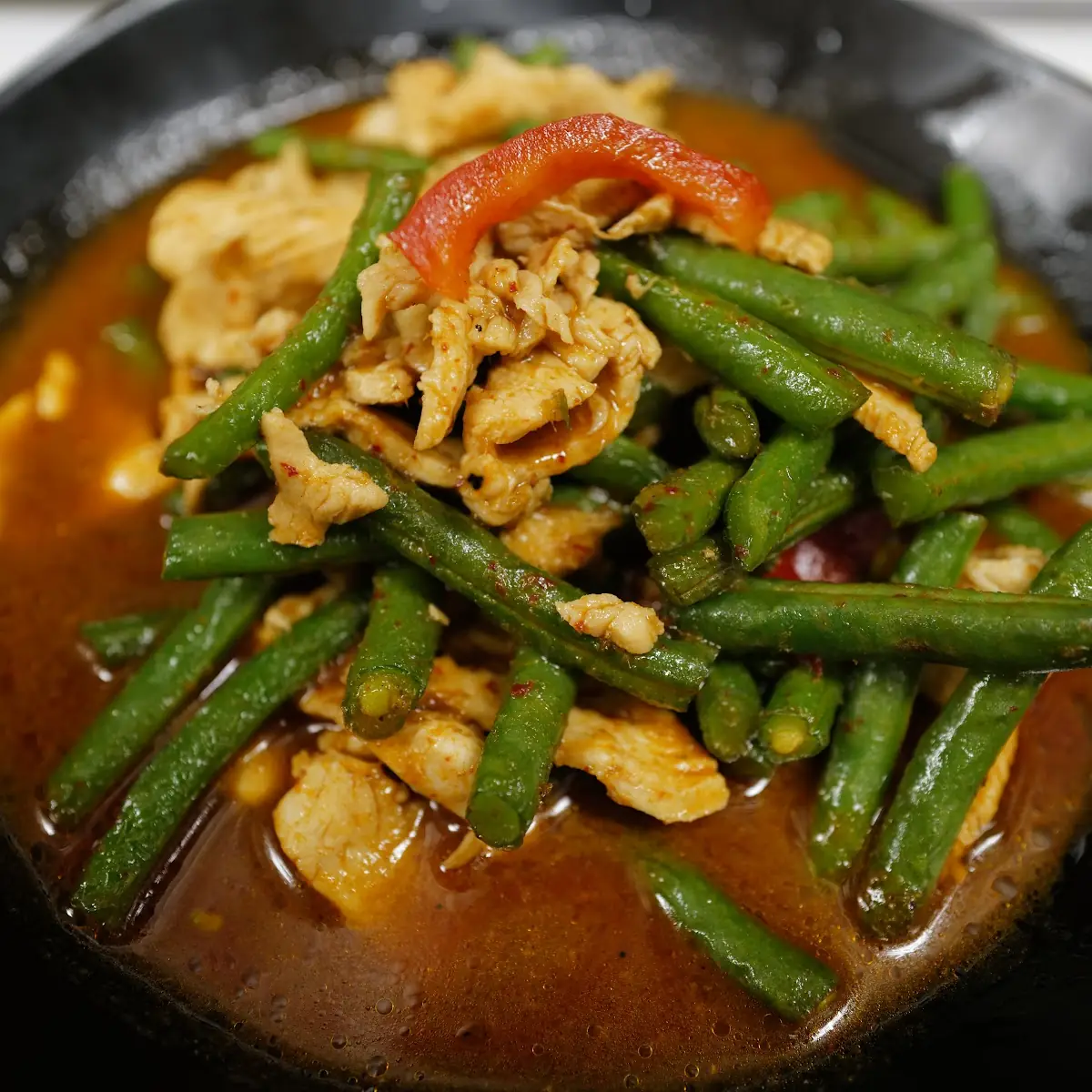 Pad Num Prik Pao