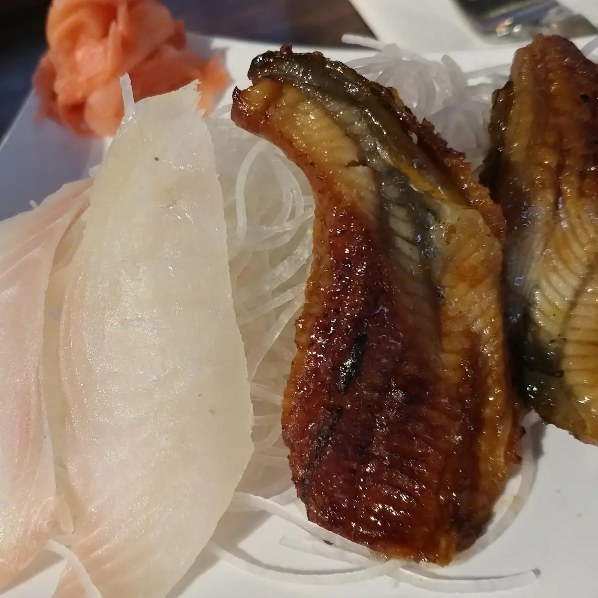 Smoke Salmon Sashimi