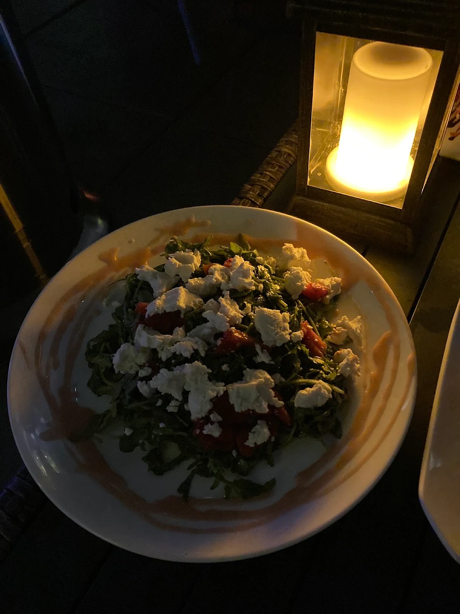 Arugula Salad with Goat Cheese