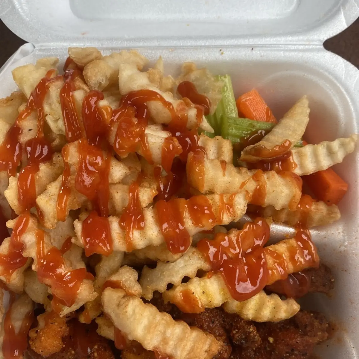 Chicken Wings with Fries