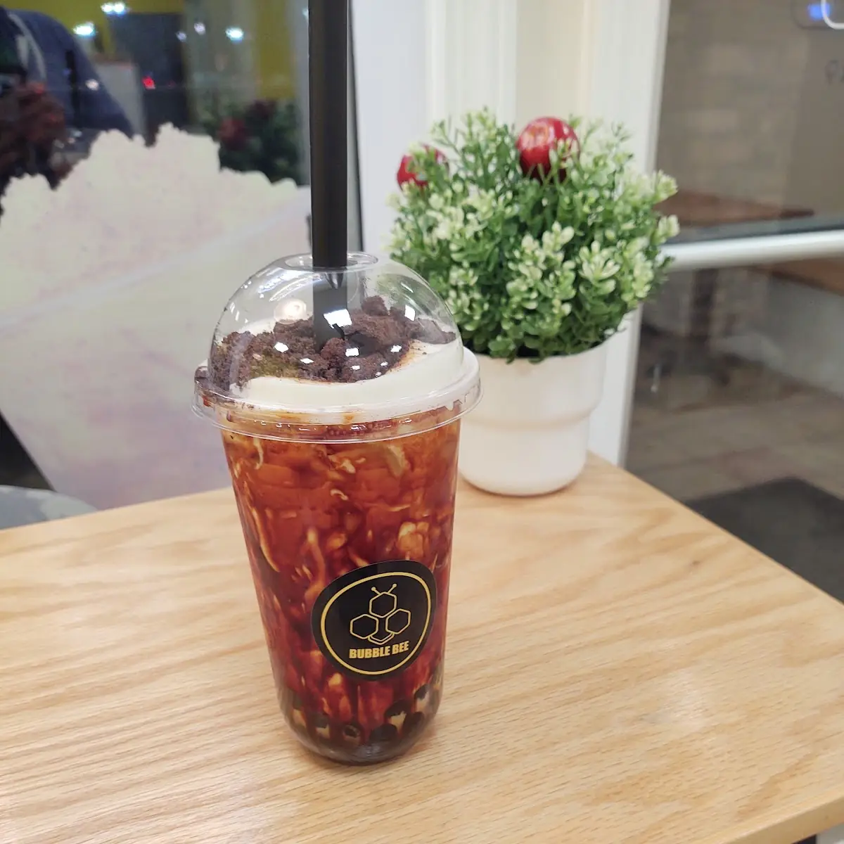Black Sugar Milk Boba with Oreo Cream Brulee