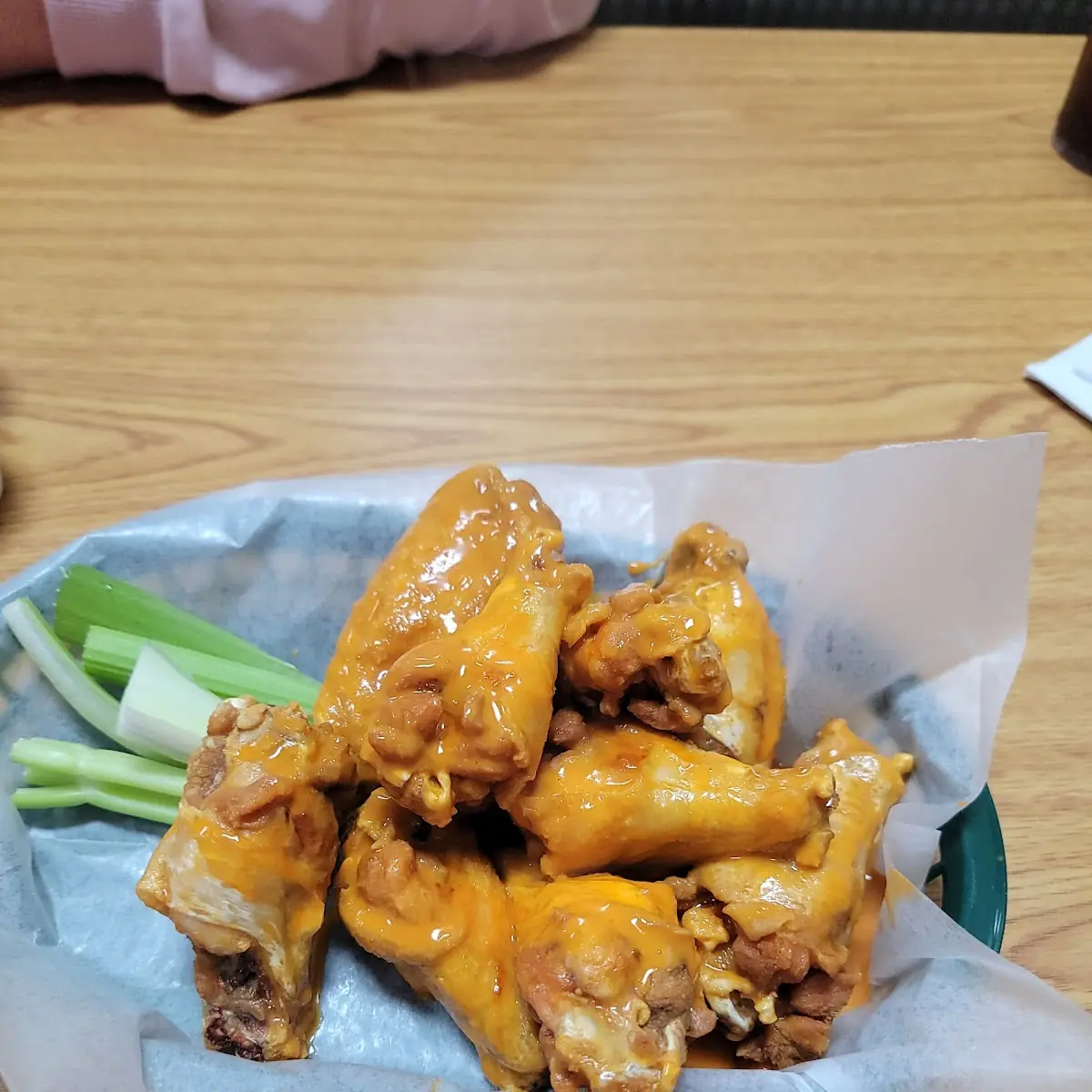Buffalo Chicken Wings with Celery