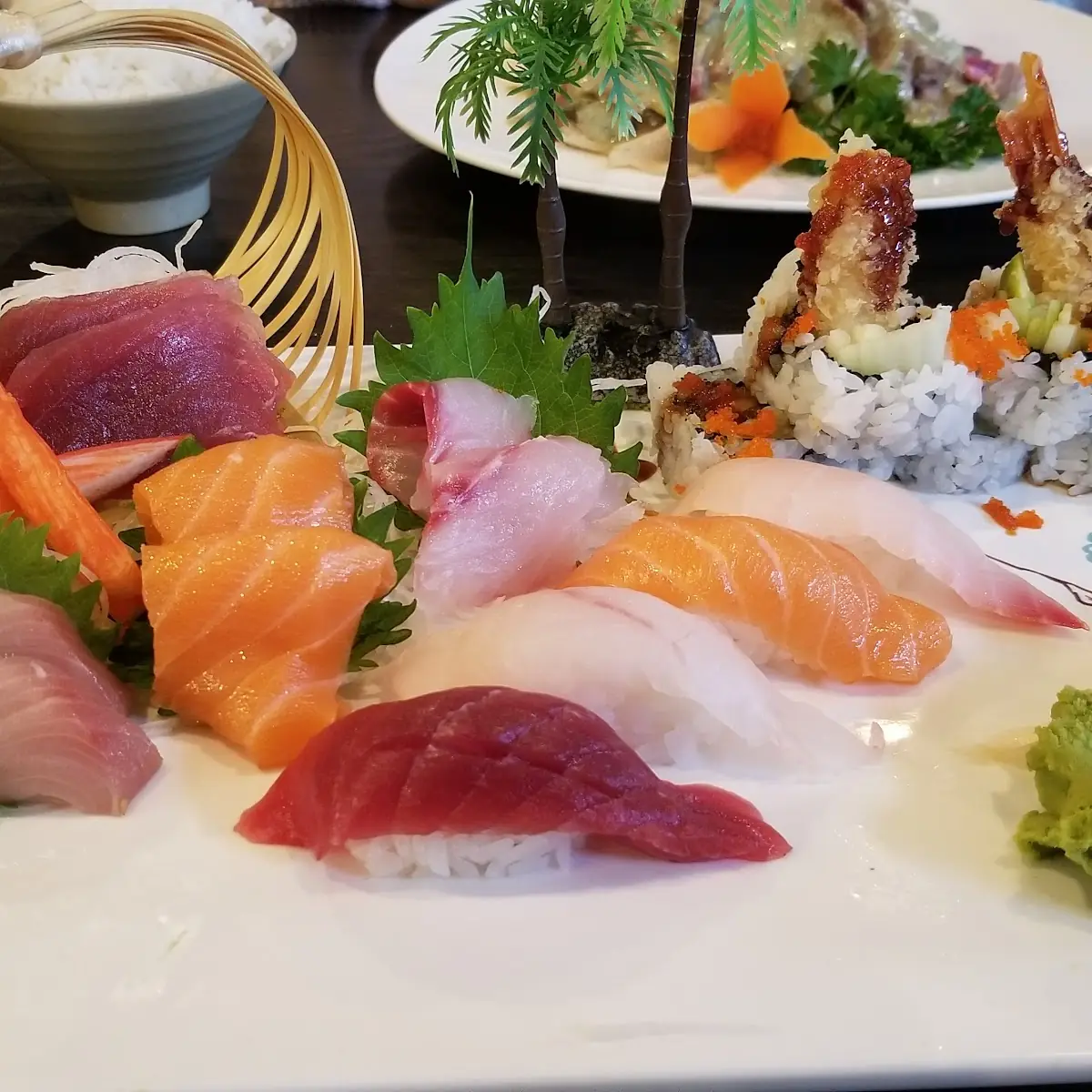 Sushi Sashimi Combo