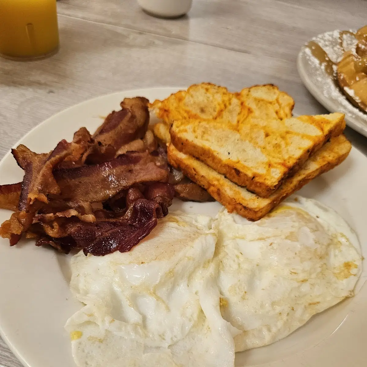 Eggs and Bacon with Garlic Cheese Bread