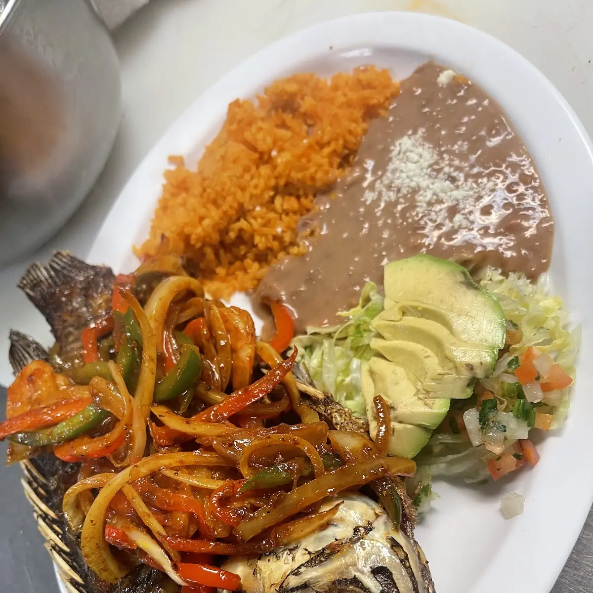 Mojarra Frita Con Camaron