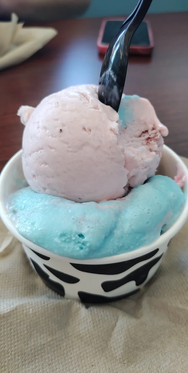 Superman Strawberry Ice Cream