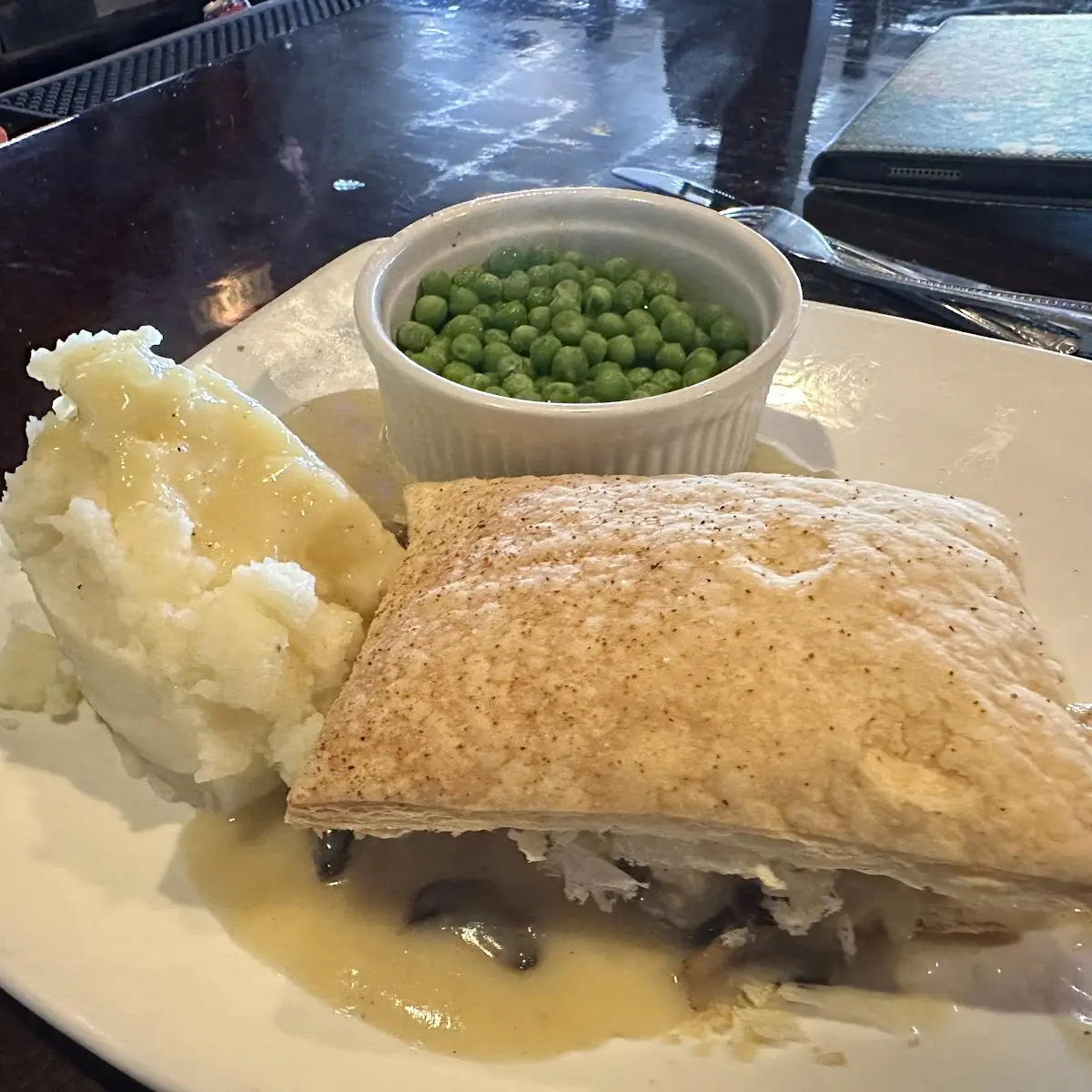 Chicken & Mushroom Pot Pie Sis 50