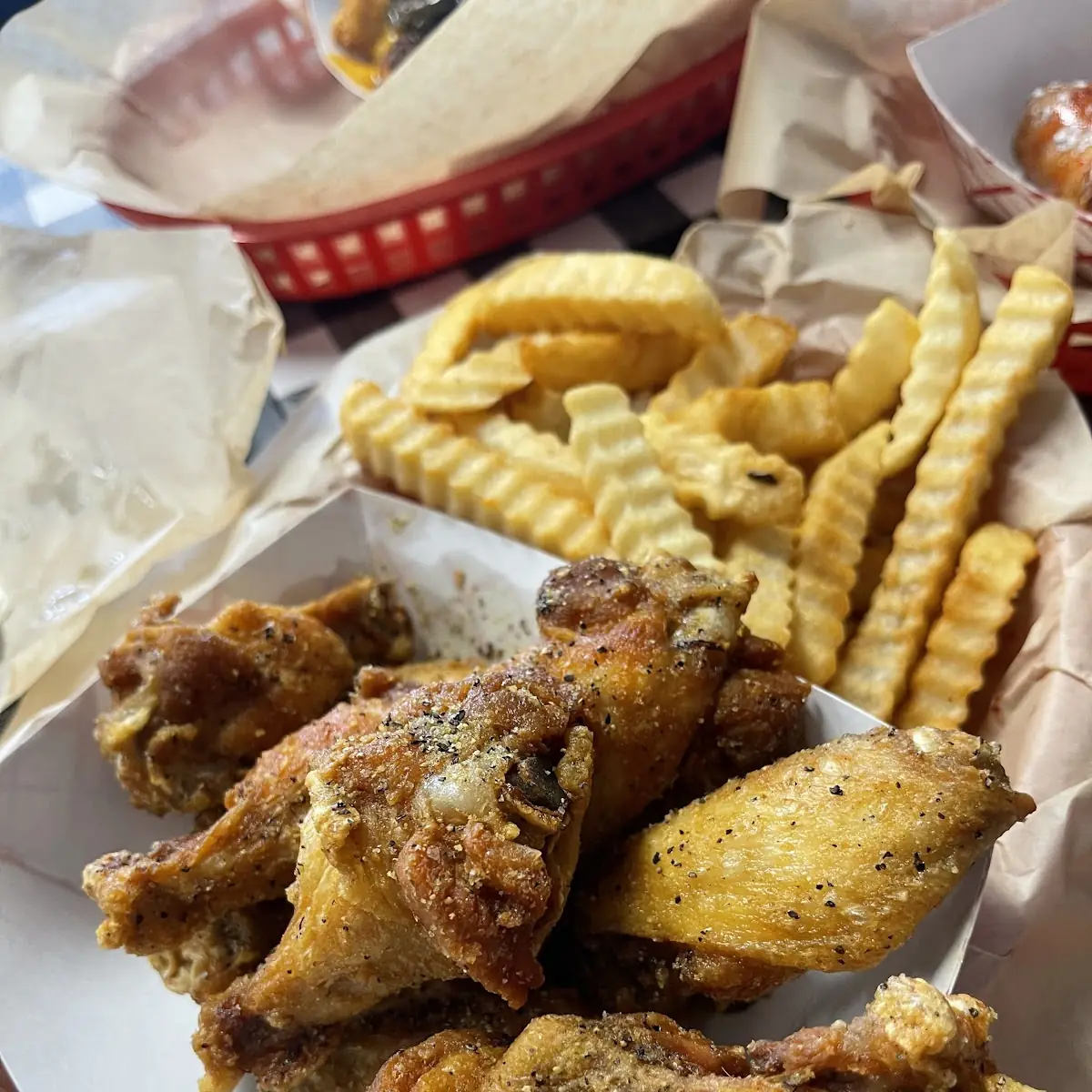 10 Pieces Lemon Pepper Wings Combo
