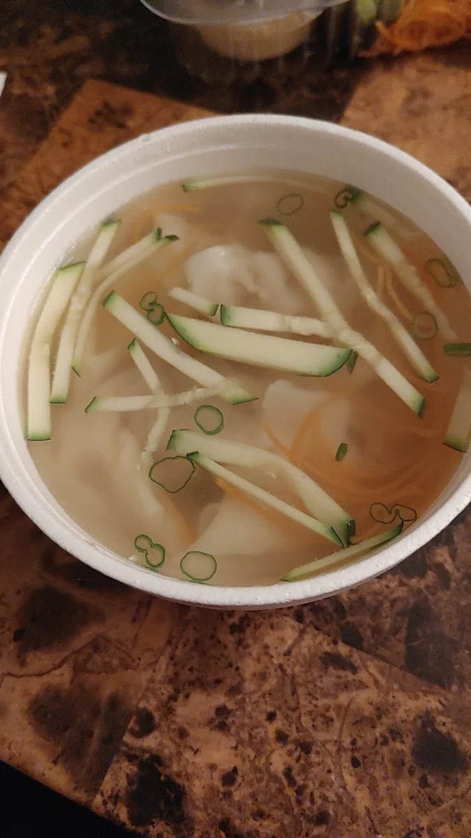 Soupe Wonton / Wonton Soup