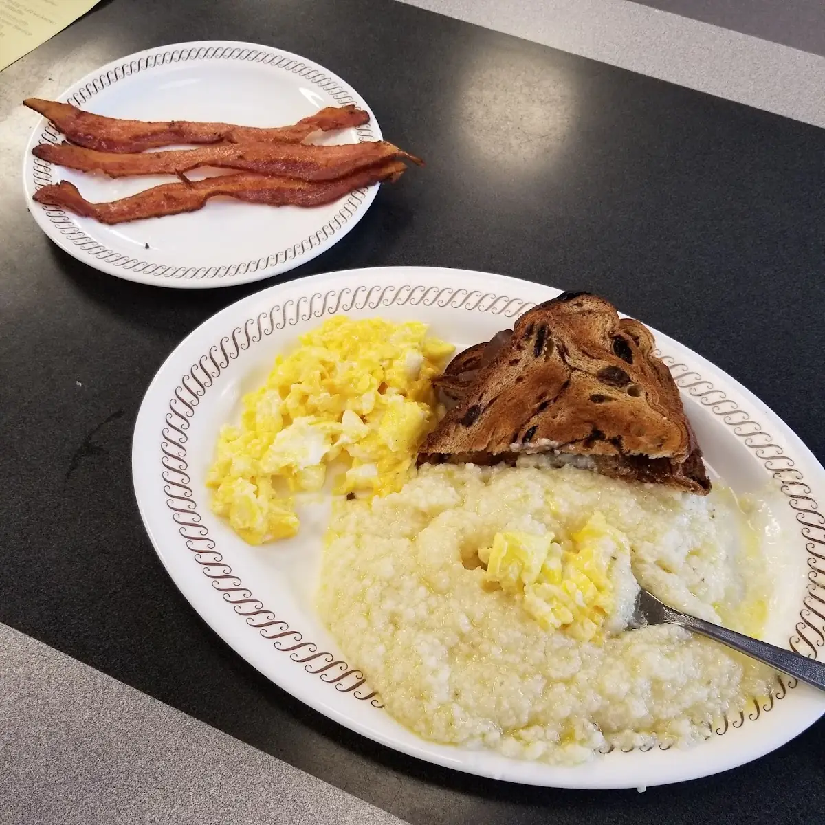 Egg & Cheese Grits