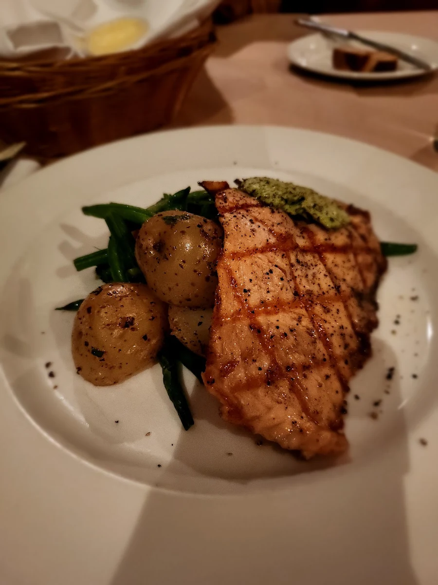 Atlantic Salmon, Brownes Bistro