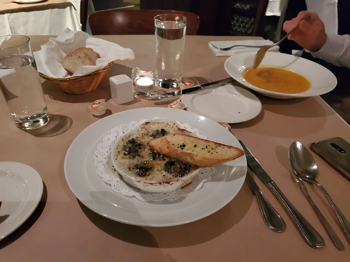 Escargot Au Gratin, Brownes Bistro