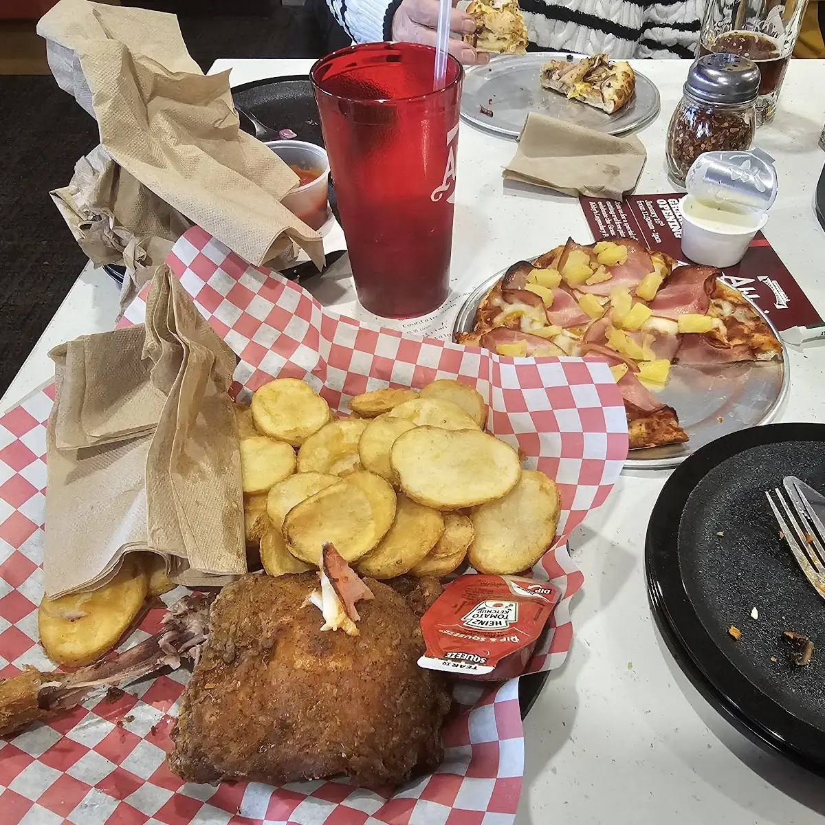 Fried Chicken Hawaiian Pizza