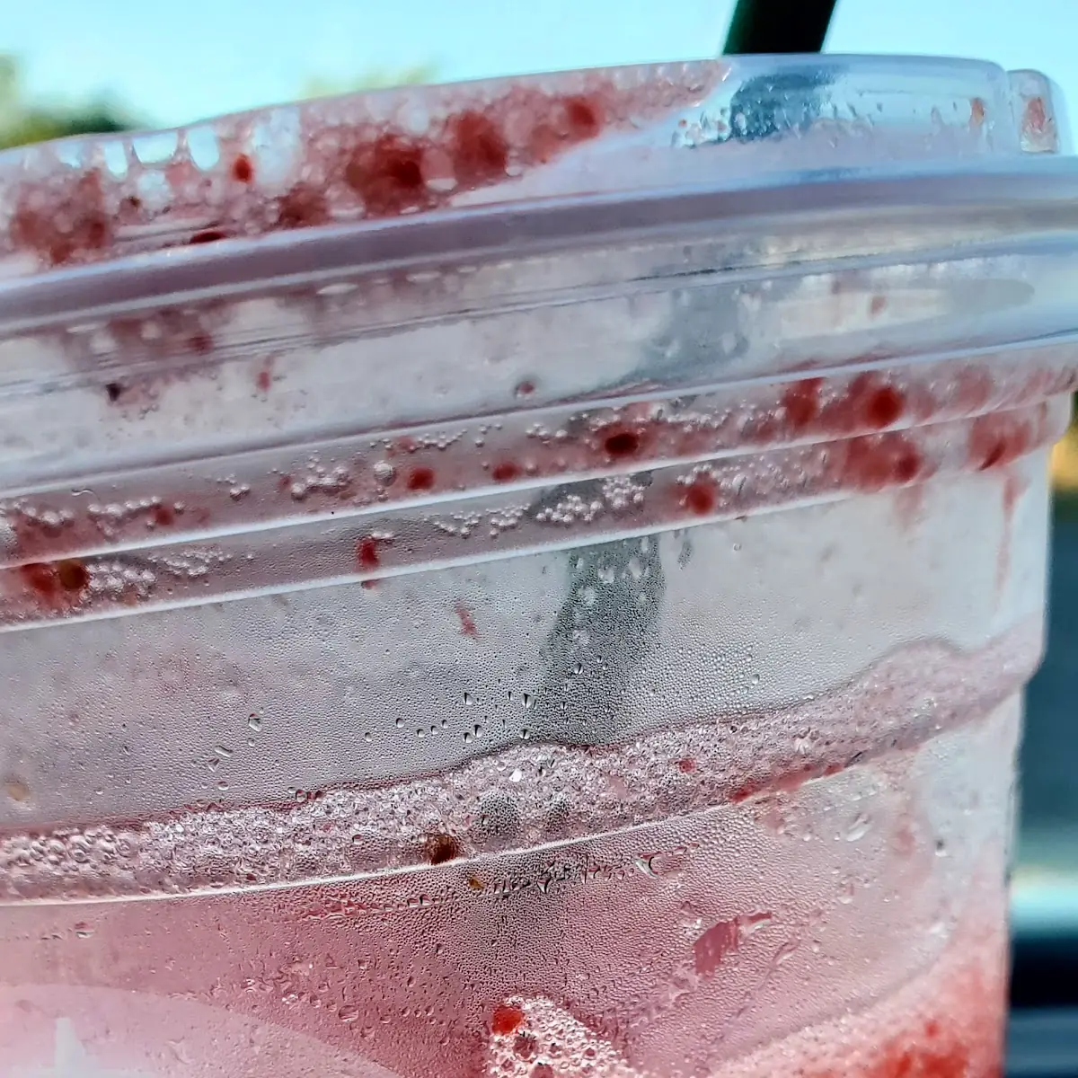 Strawberry Açai Lemonade