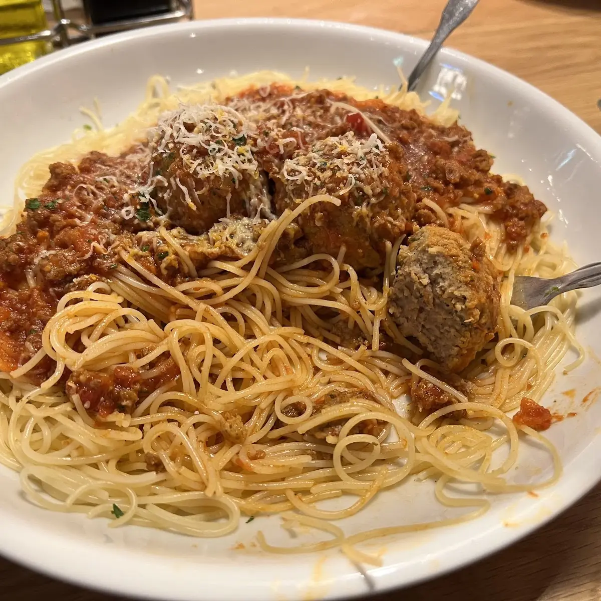 Spaghetti & Meatballs