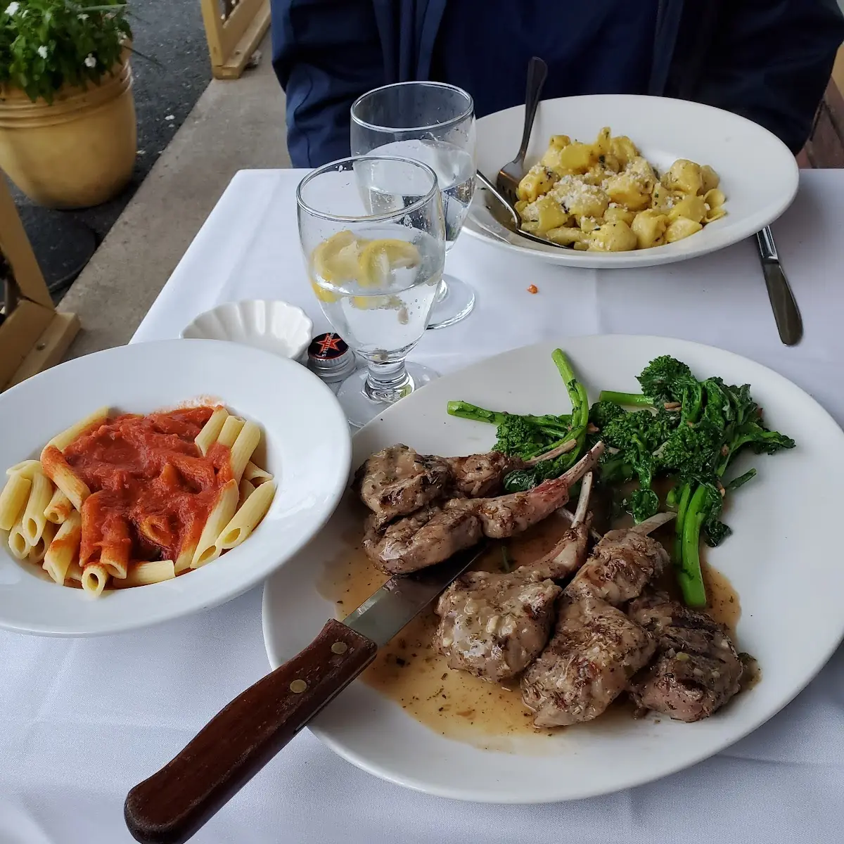 Lamb Chops with Broccoli Rabe