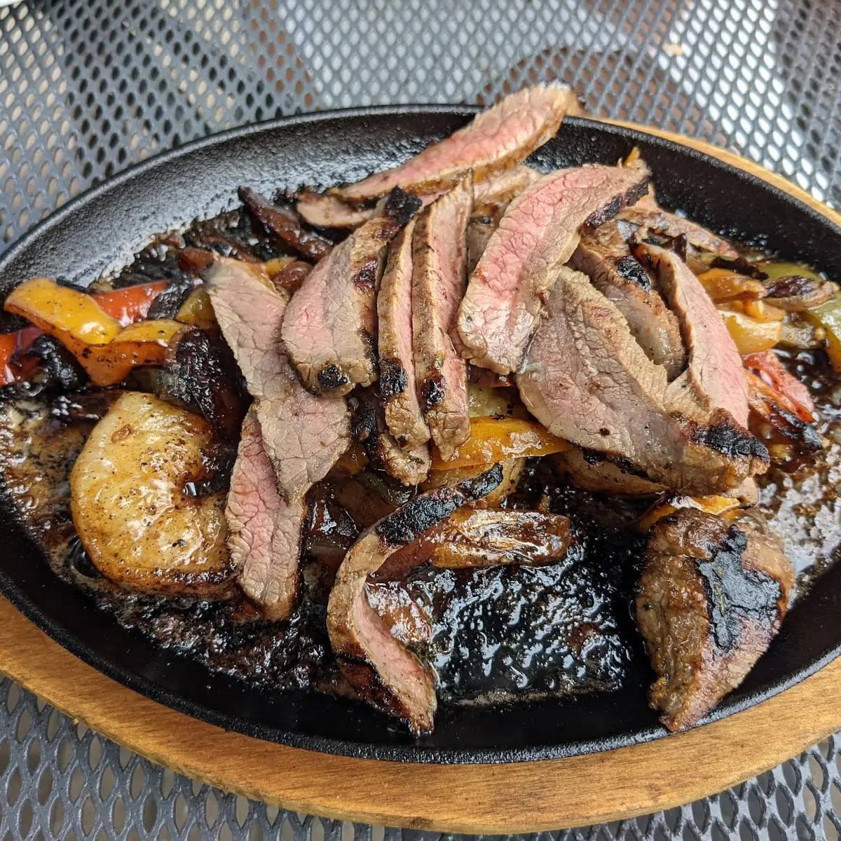 Sizzle Steak GH