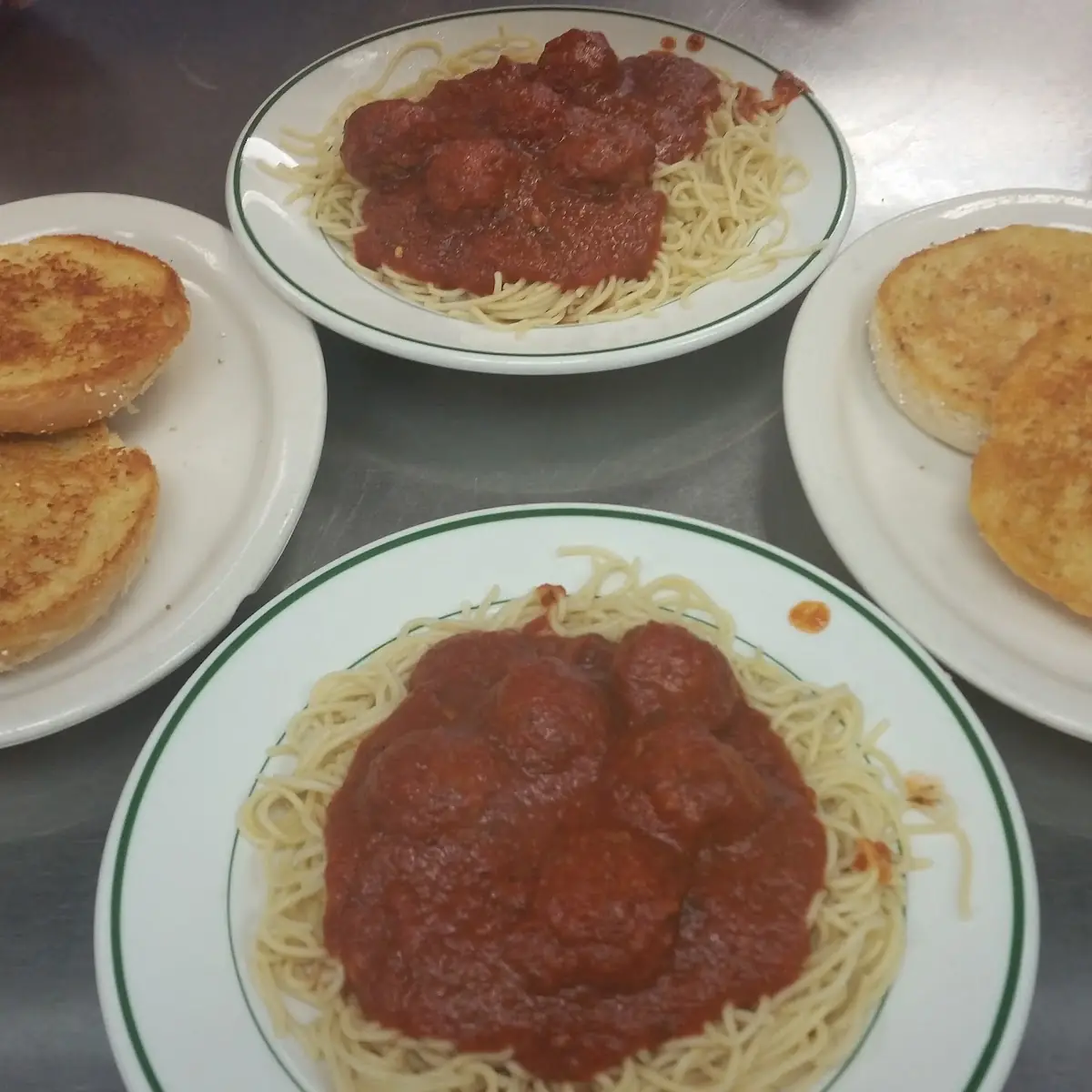 Spaghetti and Meatballs with Garlic Bread