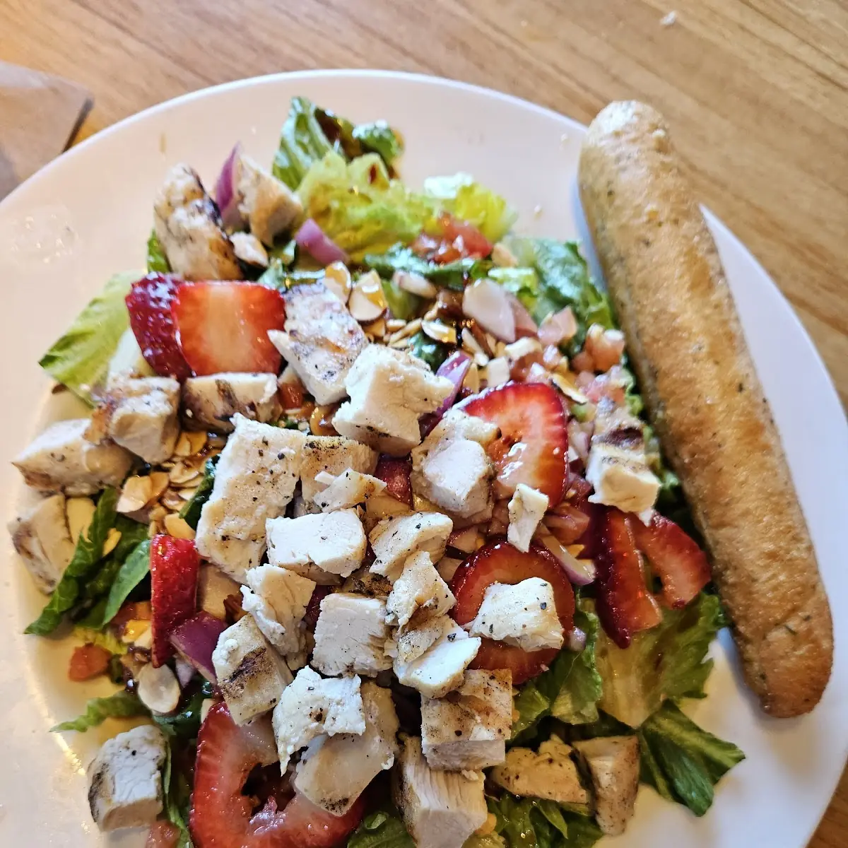 Strawberry Balsamic Vinaigrette Chicken Salad