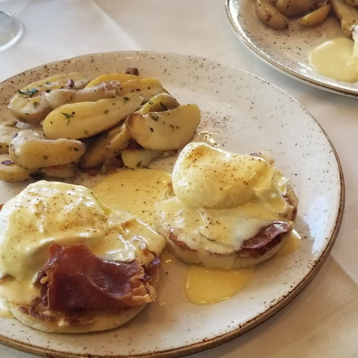 Eggs Benedict