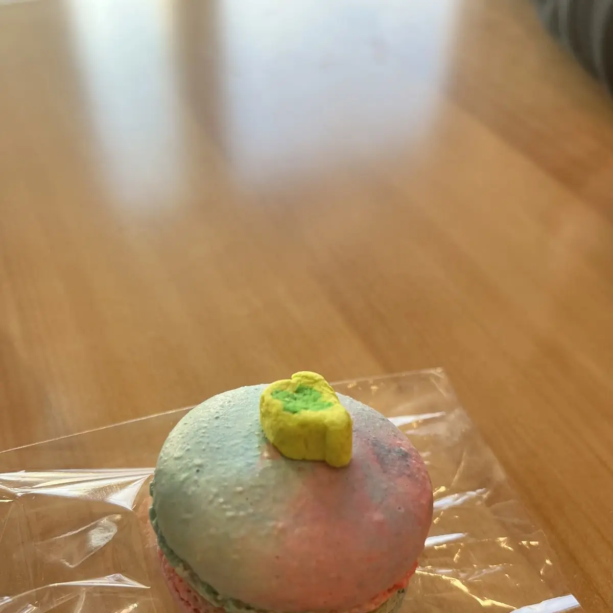 Lucky Charms Macaroon