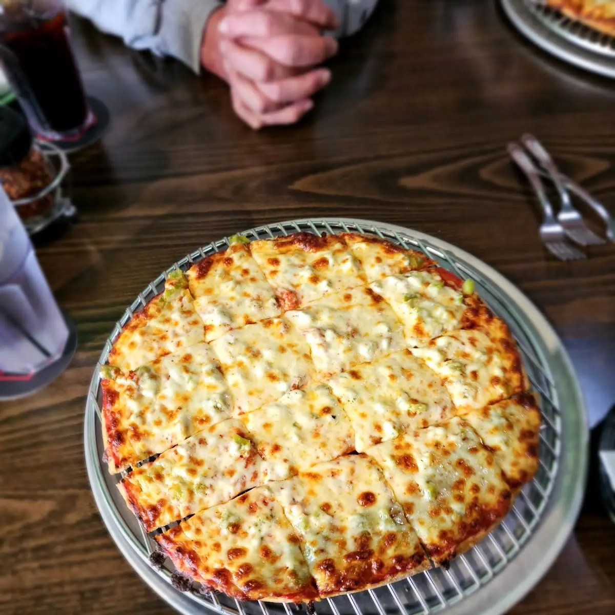 Green Peppers and Cheese Pizza