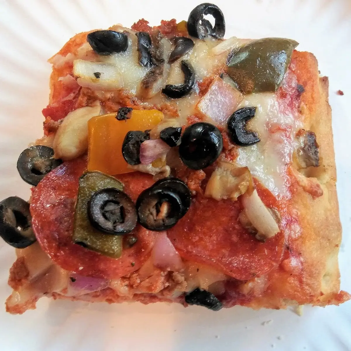 Pizza Supreme Pizza