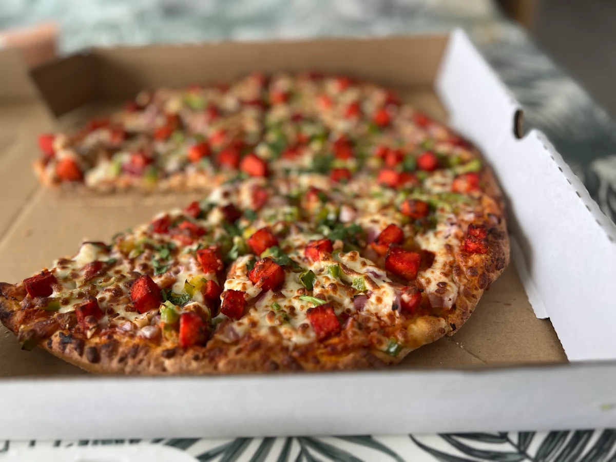 Achari Paneer Pizza
