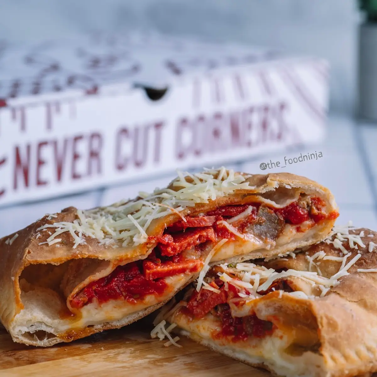 Pepperoni Calzone