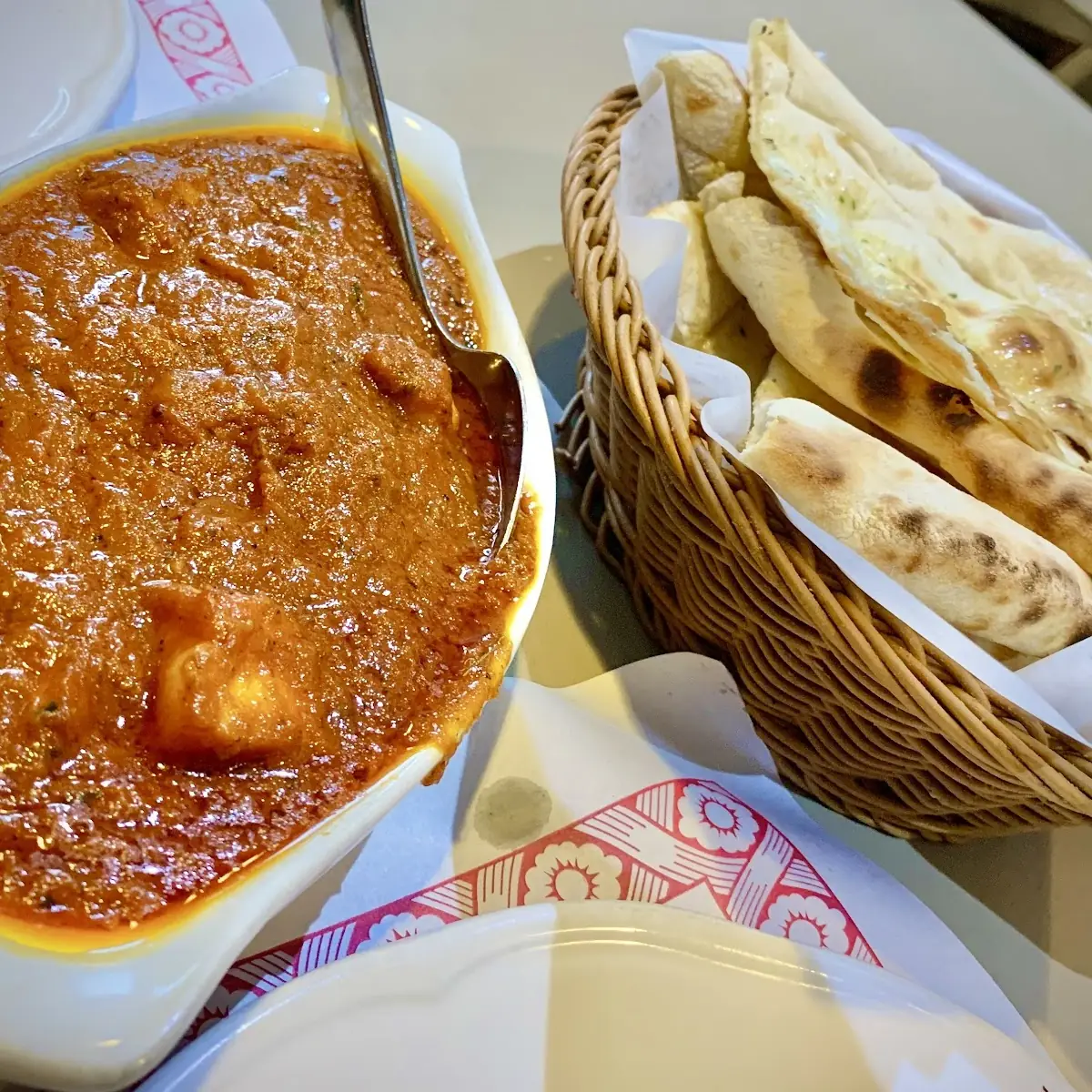 Paneer Vindaloo, Tandoori Gardan